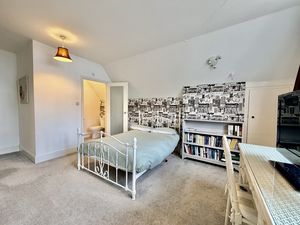 Photo 16- click for photo gallery